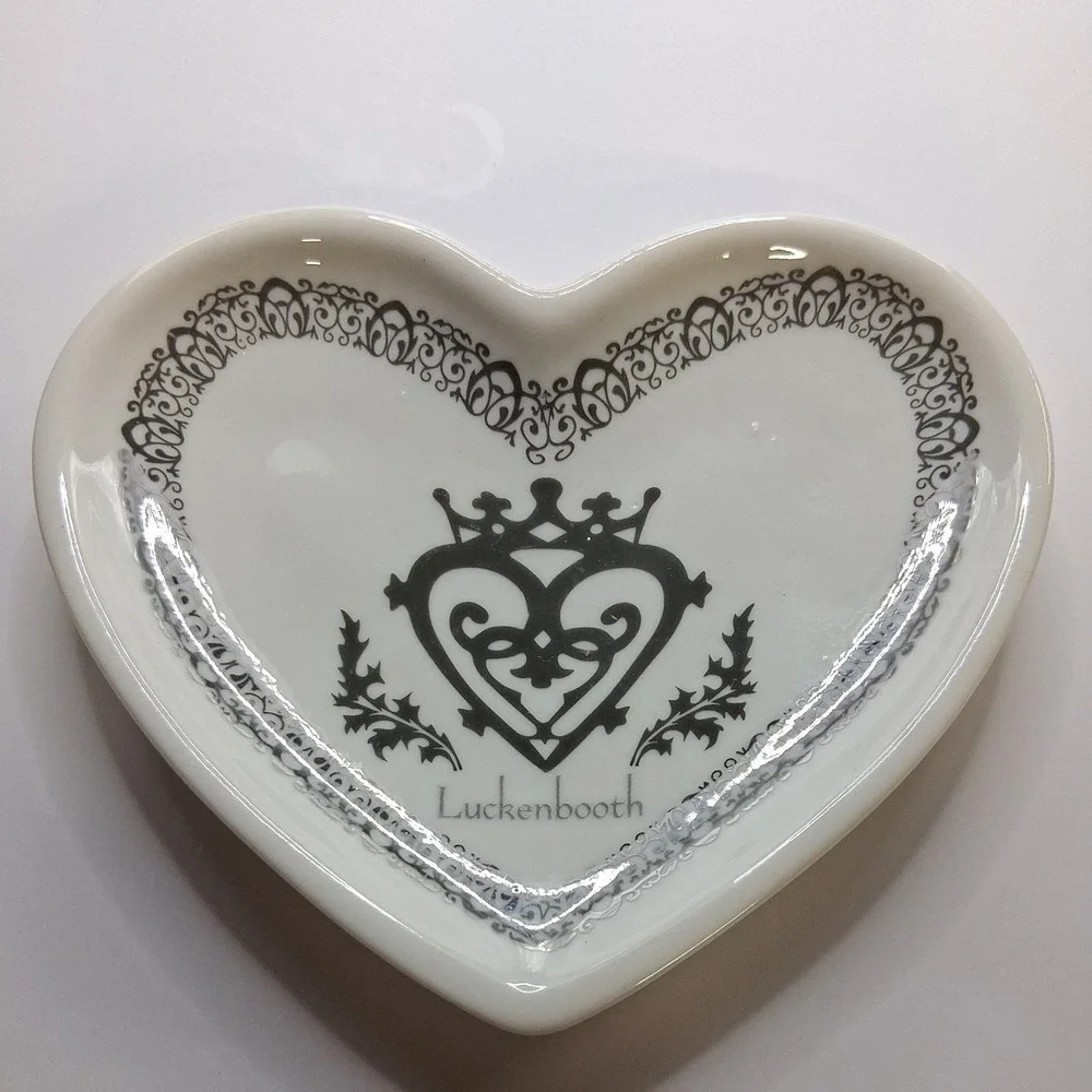 Scottish Luckenbooth Heart Shaped Trinket Dish White/Silver